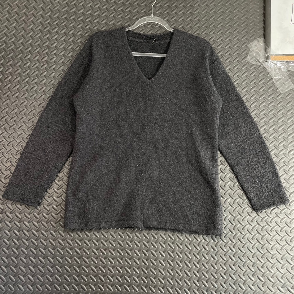 ISDA & CO Dark Gray V Neck Laine‎ Blend Pullover Sweater Women's Size Medium